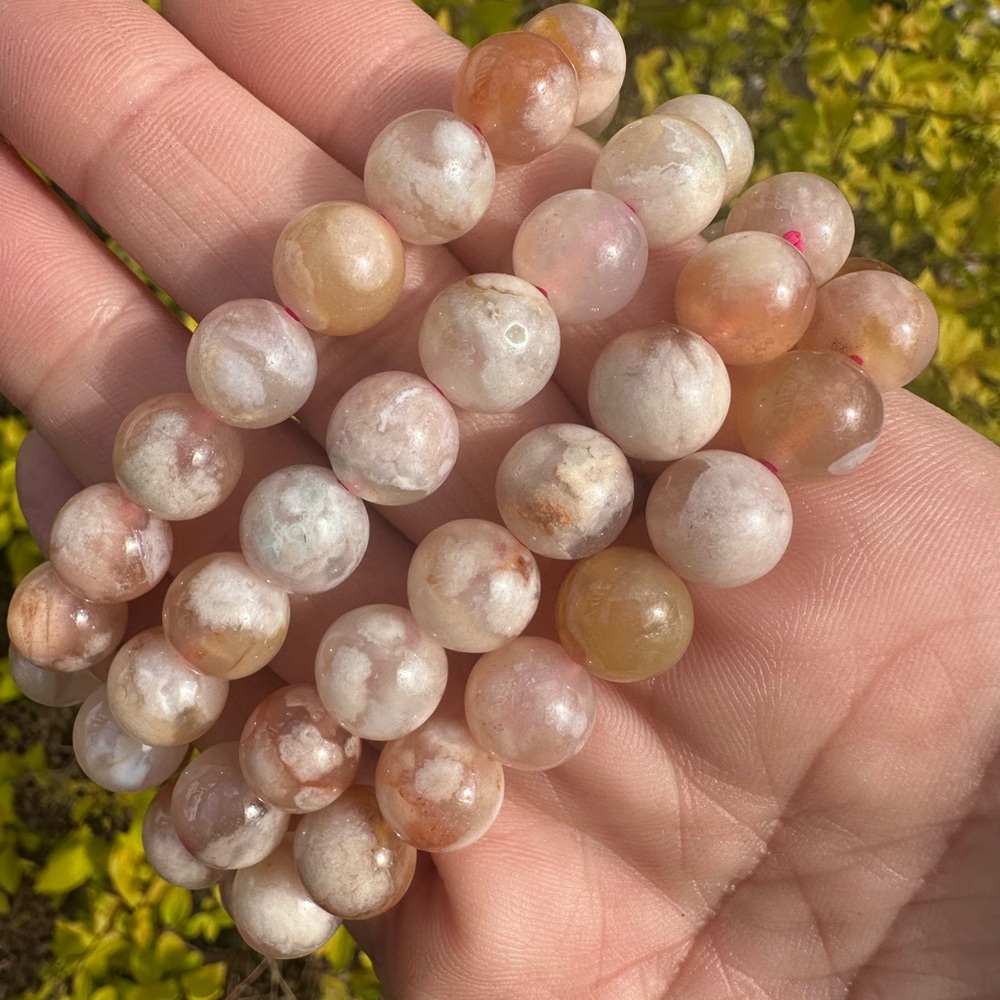 10mm Flower Agate Beaded Bracelet